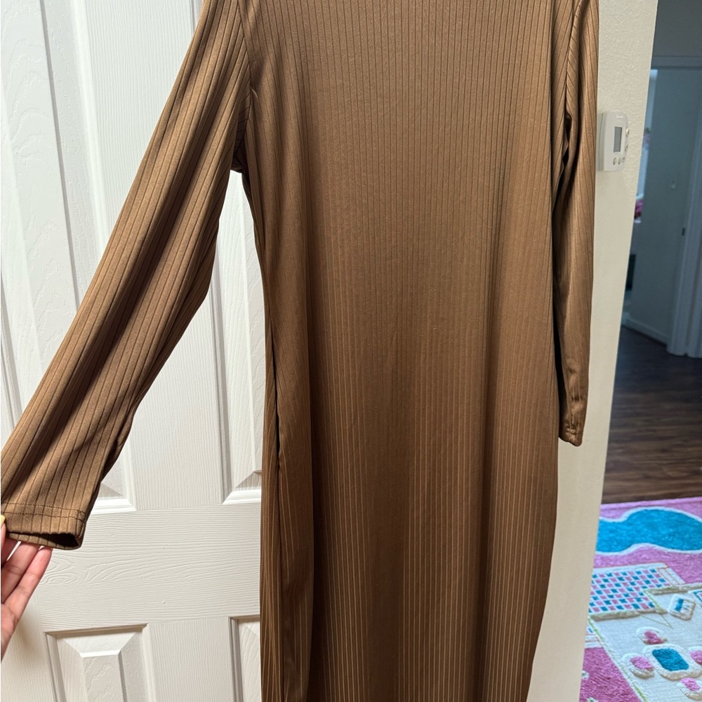 Brown Ribbed Long Sleeve Maxi Dress (Size L/XL fits 14–16)